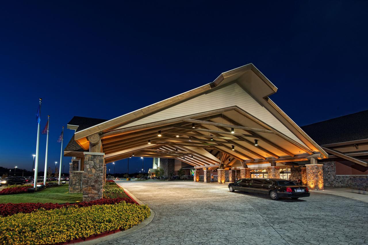 Cherokee Casino West Siloam Springs Resort Exteriör bild